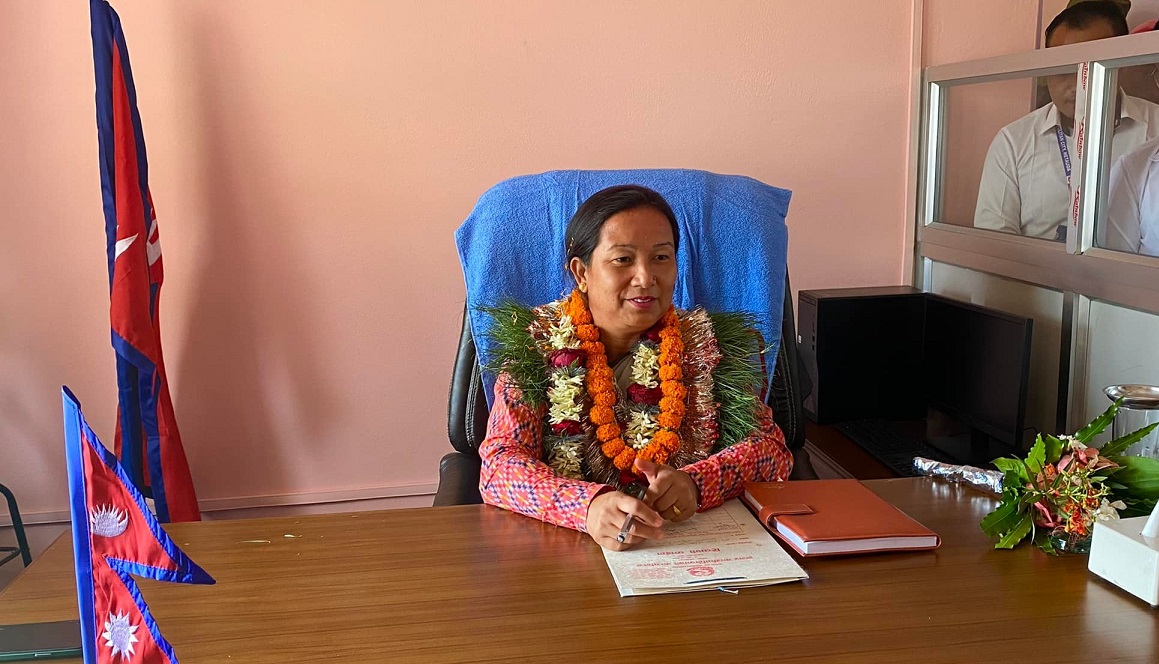 हेटौँडाकी मेयर लामाको पहिलो निर्णयः अतिविपन्नलाई निःशुल्क बिजुली र पानी